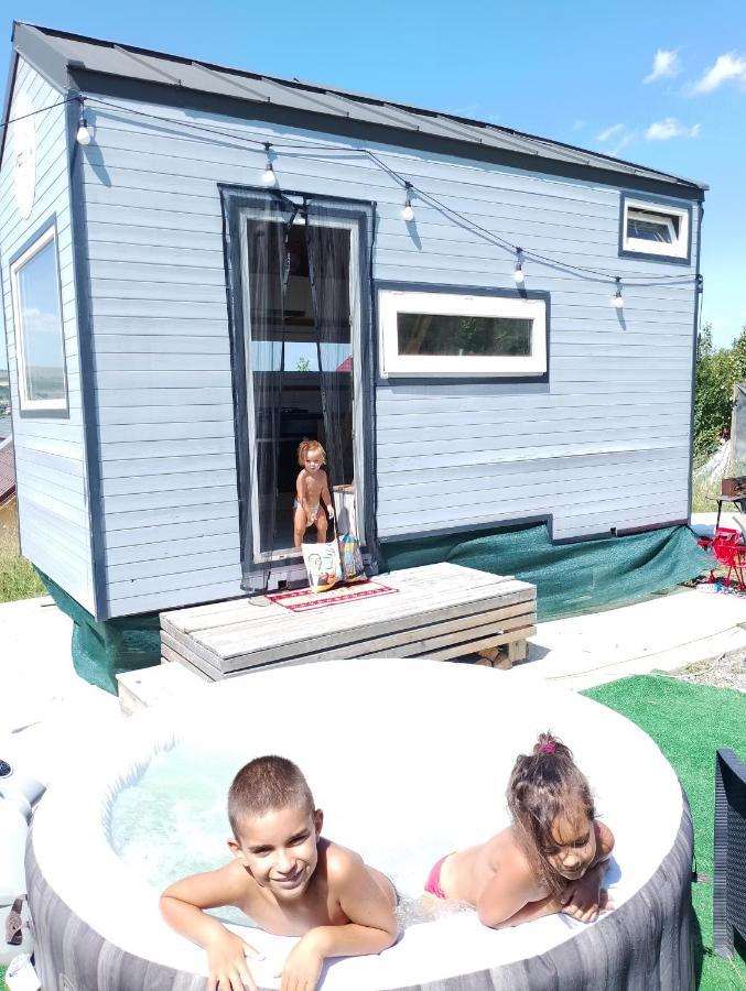 Tiny House Cluj With Jacuzzi Villa Sinnicoara Exterior photo